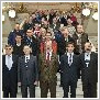 Las delegaciones participantes en el Campeonato de España de Baloncesto Escolar y en Silla de Ruedas visitan el Ayuntamiento