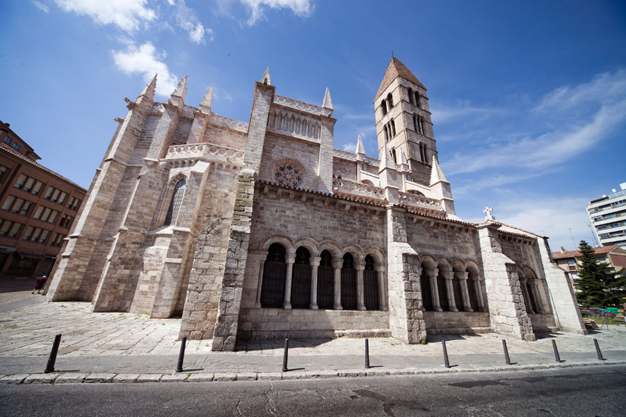 Iglesia de Santa María de la Antigua en Valladolid