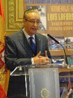 Marco Antonio Méndez glosa a los premiados