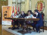 El alcalde y la concejala de Cultura con los representantes de la Junta de Castilla y León y de Aguas de Valladolid