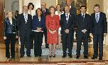 Los galardonados junto a la Reina Doña Sofía