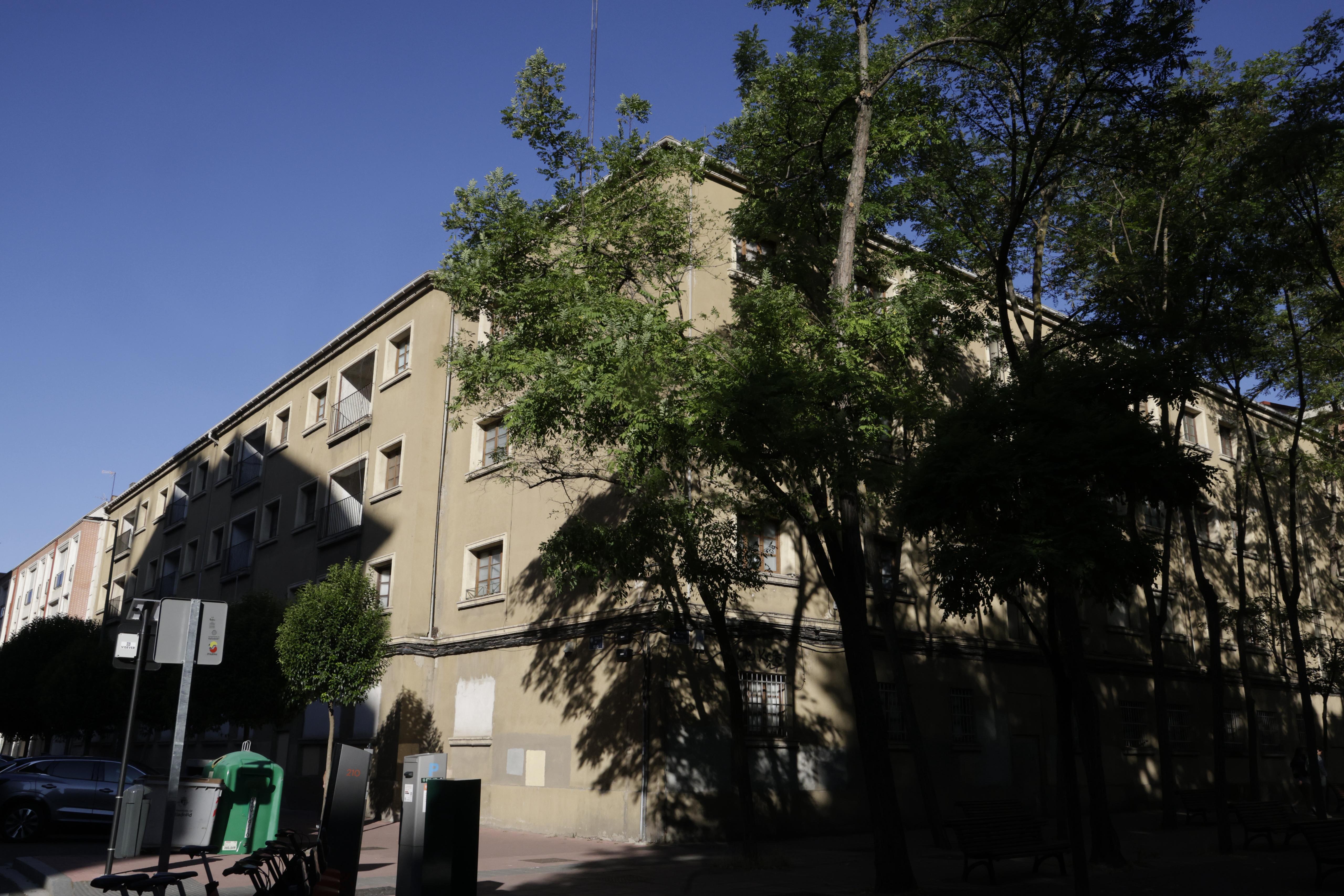 20250708 viviendas jóvenes antiguo cuartel Vadillos 001