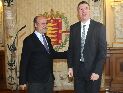 Alcalde y presidente Renault en España