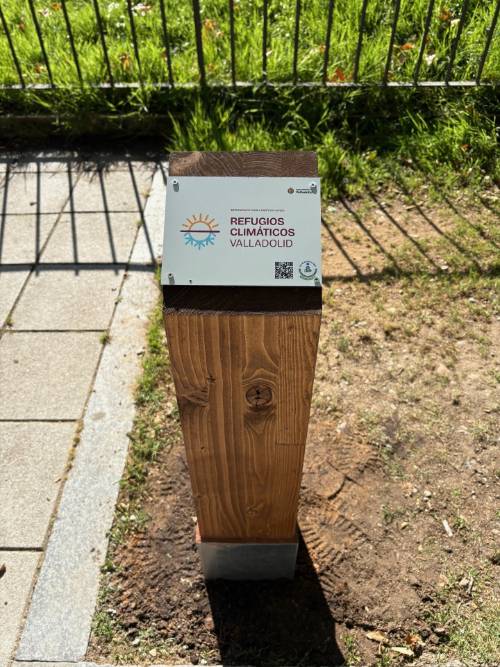 CARTEL PARQUE REFUGIO CLIMATICO 2