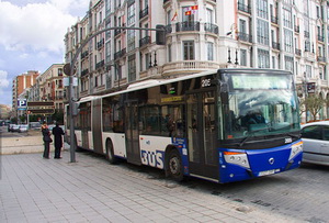 Autobus Urbano de AUVASA