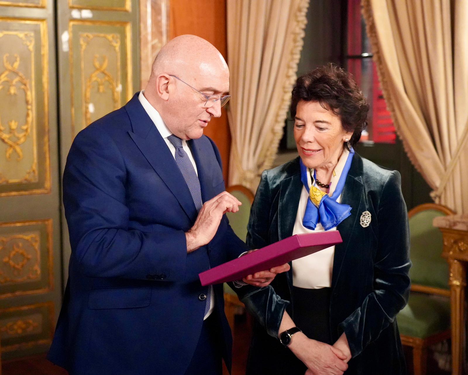 20260210 Roma - Embajada 7