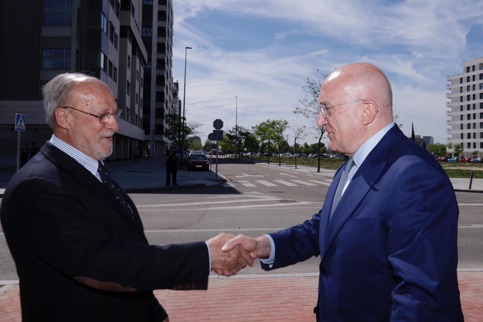 20260417 Inauguración plaza Alcalde Javier León de la Riva 29